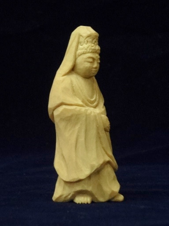 momochobi様ご注文作品　木彫刻 小さな仏像 『 お守り 白衣観音像 』　仏像彫刻　アート 4枚目の画像