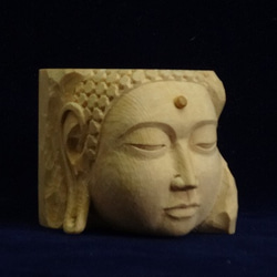 売却済 　仏頭キューブ『 阿弥陀如来 』 木彫刻仏像 仏教芸術作品　檜材 2枚目の画像