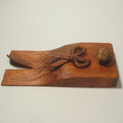 彫刻アート 『 切る　物 』 木彫刻　ハサミ 1枚目の画像