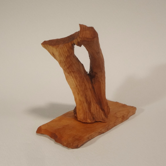 抽象　『 無題 』 木彫刻 アート 芸術   松 手彫り　 1枚目の画像