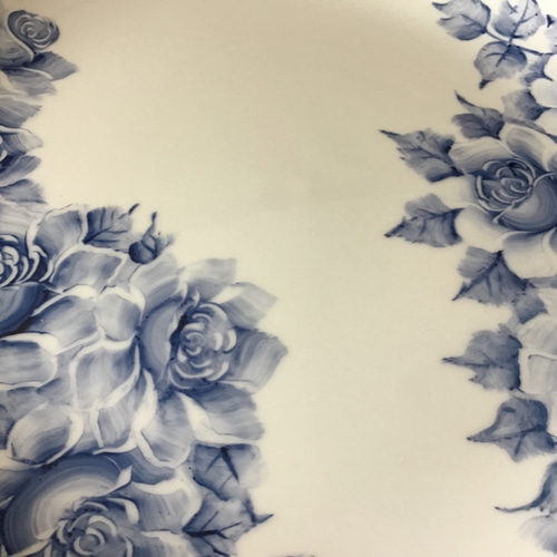 Hand Paint （一点物）の薔薇のお皿 未使用 呉須絵の大皿 薔薇 平らなお皿 大皿 私の食器棚 通販 12104101｜Creema