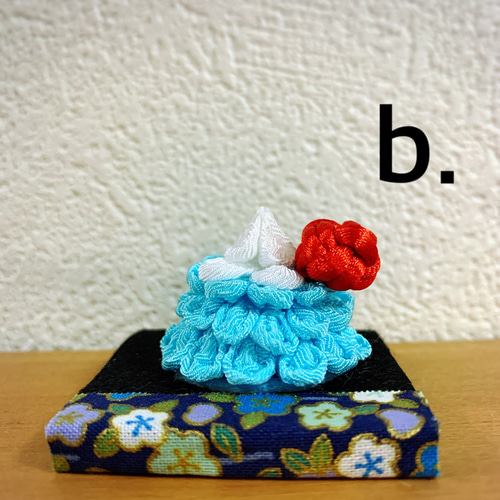 日の出富士・つまみ細工と中国結び(台座付き) その他置物 motomoko