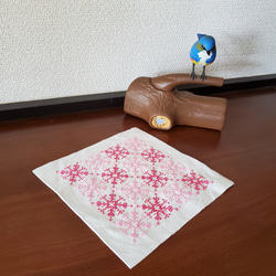 フェズ刺繍のミニクロス(ピンク) 4枚目の画像