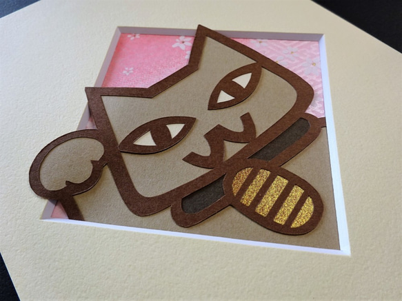 【寄付 対象品】切り絵（2Lサイズ/額なし）セピア色の招き猫　 3枚目の画像