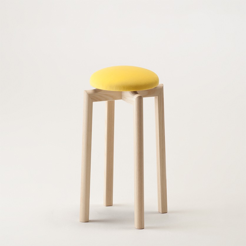 【数量限定再販売】マッシュルームスツール【イエロー】 きのこがモチーフ ポップでかわいい便利なスツール