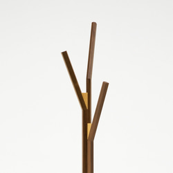 コートツリー コートハンガー【ウォルナット】クラフト感のある個性的なコートハンガー　立木がモチーフ　お部屋のアクセントに 1枚目の画像