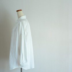 リネン100％　白のドロップシャツ　プルオーバー 6枚目の画像