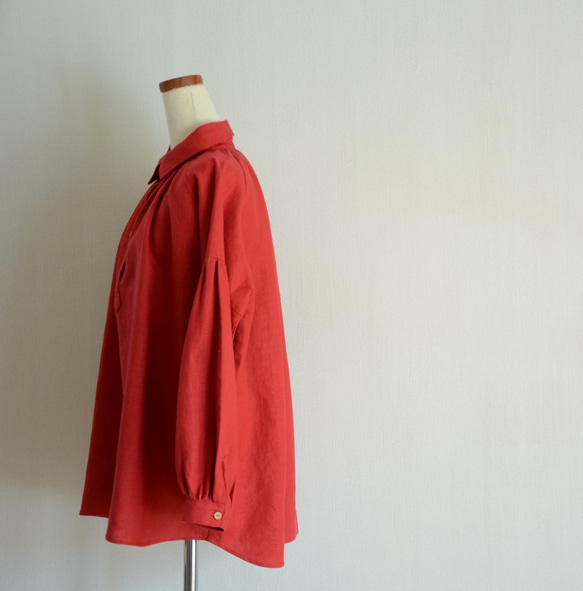 リネン100％　赤のドロップシャツ　プルオーバー 6枚目の画像