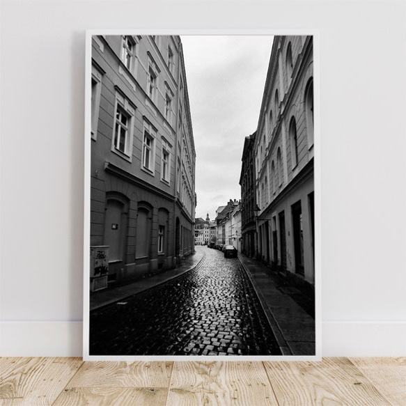 ドイツ、ゲルリッツの街並み / アートポスター 風景写真 ヨーロッパ グランドブダペストホテル撮影ロケ地 縦長 白黒 7枚目の画像