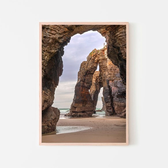 スペイン、ガリシアのビーチ / アートポスター 風景写真 インテリア 岩 自然 穴 アーチ 海 浜辺 5枚目の画像