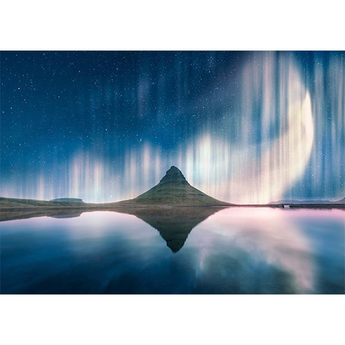 キルキュフェットル山とオーロラ / ポスター 写真 自然 アイスランド