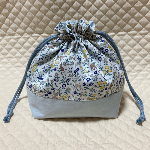 ⭐️送料無料⭐️ リバティ 生地を使用した お弁当箱袋 メドウテイルズ 