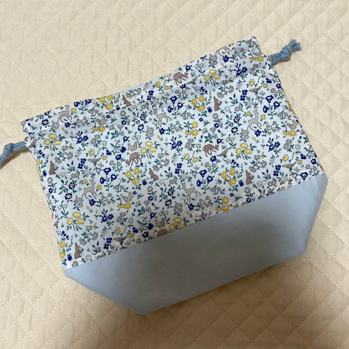 ⭐️送料無料⭐️ リバティ 生地を使用した お弁当箱袋 メドウテイルズ 