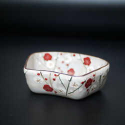 京焼・清水焼  小鉢　（紅白梅・扇形） 2枚目の画像