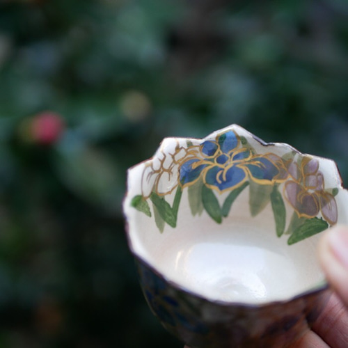 京焼・清水焼 乾山写し 色絵 付出し・小鉢(菖蒲) お椀・ボウル 京焼・清水焼 乾山写し 色絵 付出し・小鉢(菖蒲) お椀・ボウル