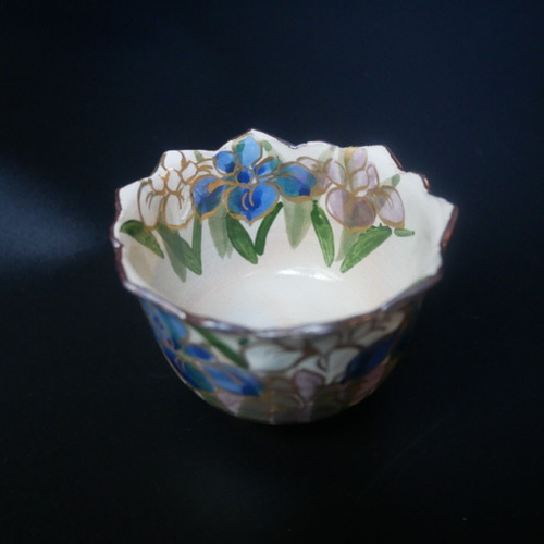 京焼・清水焼 乾山写し 色絵 付出し・小鉢(菖蒲) お椀・ボウル 京焼・清水焼 乾山写し 色絵 付出し・小鉢(菖蒲) お椀・ボウル