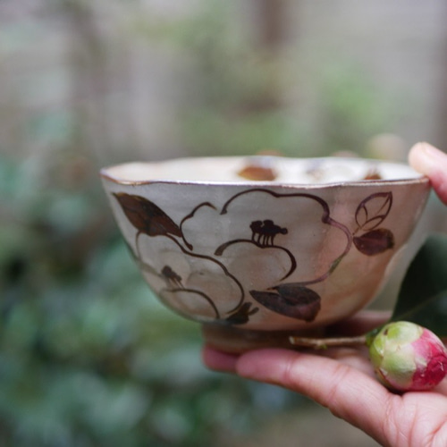 51%OFF】特価品 染錦椿 夫婦茶碗(大平・中平） – 陶土う庵