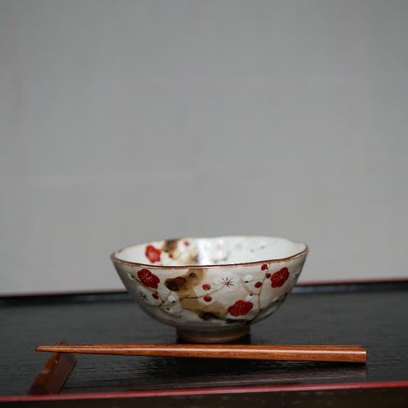 京焼・清水焼　色絵　ご飯茶碗 （紅白梅　サイズ大） 5枚目の画像