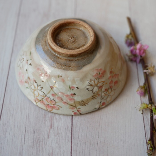 京焼・清水焼 色絵 ご飯茶碗 （枝垂れ桜 ピンクと白 サイズ 中
