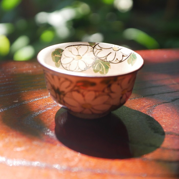 菊の図　色絵　ぐい呑み　陶器　京焼 　 4枚目の画像
