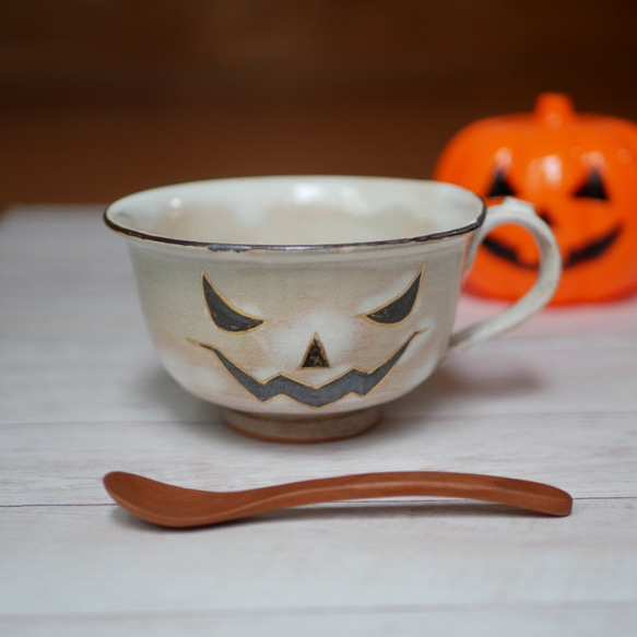 ハロウィン　スープカップ　陶器　 1枚目の画像