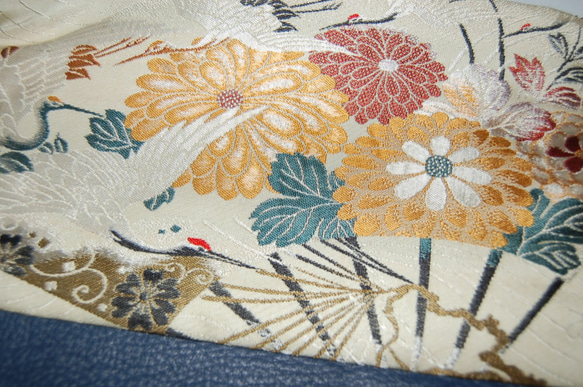 革と帯地のパッド ポーチ25×19 5枚目の画像