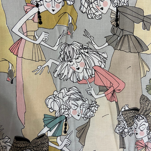 アレキサンダーヘンリー Ghastlie Casting Grey 生地 ぴぃちゃん