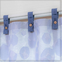 自然素材 綿 コットン 100％ 水玉の浮模様が美しいカーテン「オプトブルー」 目隠し のれん 間仕切り 3枚目の画像