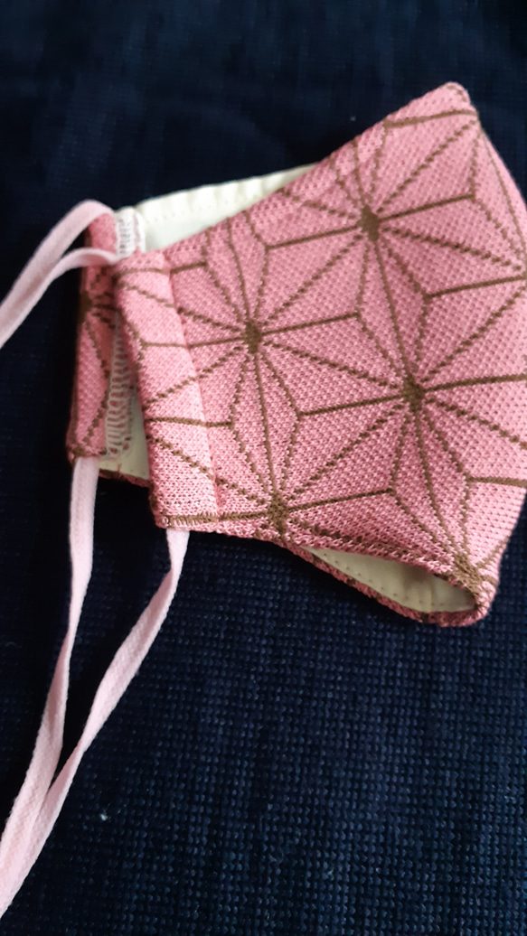 【話題の最新作】縫製屋の手作り立体マスク　ニット　ピンク話題の麻の葉柄　※枚数限定 5枚目の画像