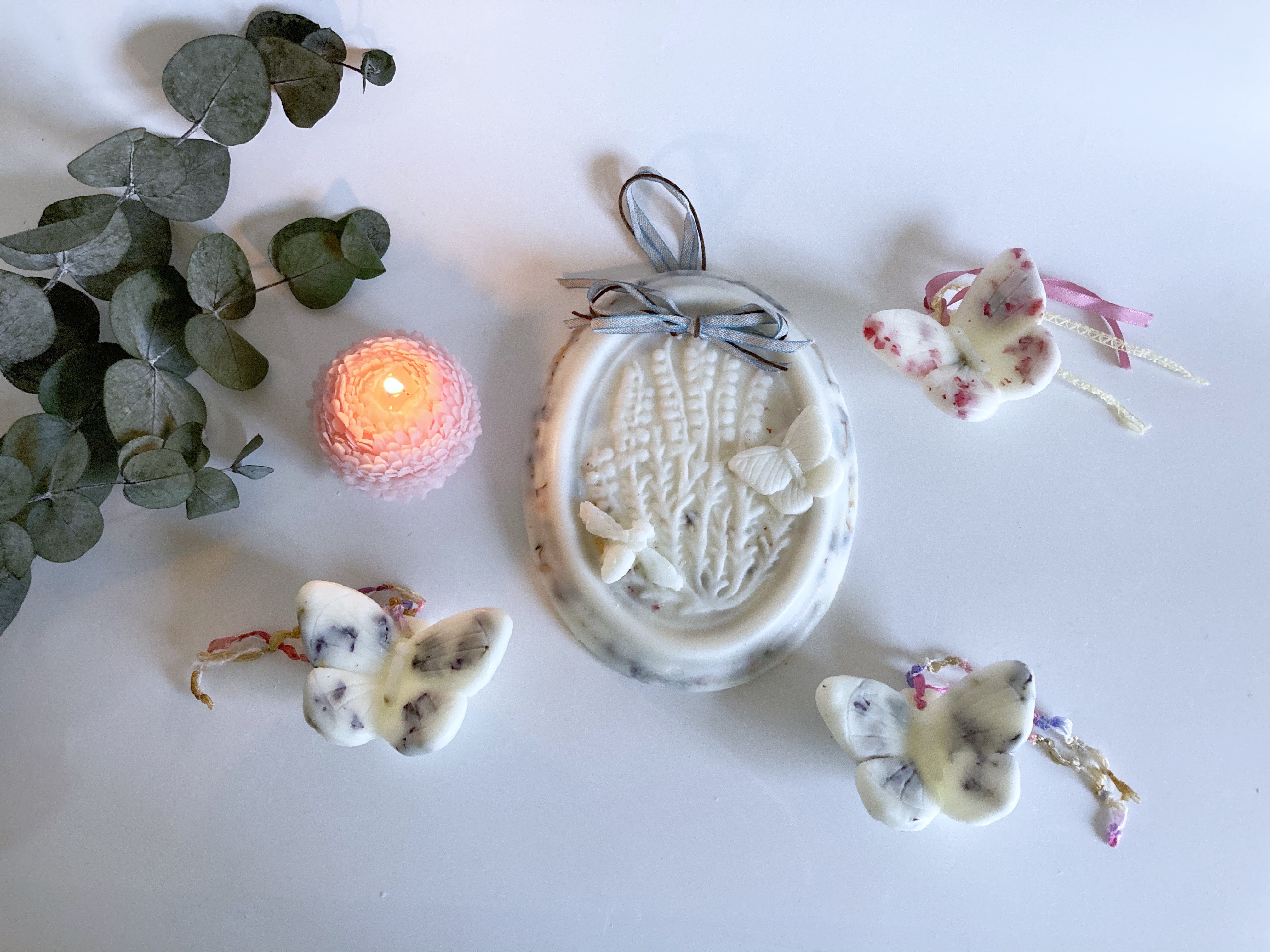 額縁サシェ&蝶サシェのセット　aroma wax sachet frame