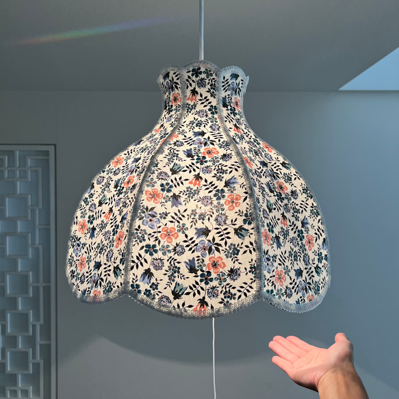 ボタニカルペンダントライト 植物 天井照明 子供部屋 寝室 リビング LED照明 リバティ Liberty 4枚目の画像
