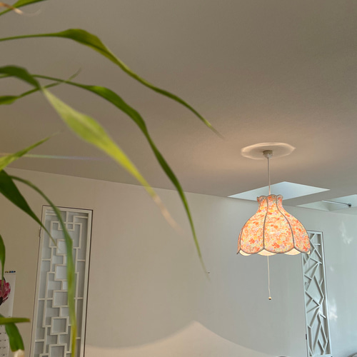 再販】お花のペンダントライト 天井照明 寝室 リビング LED照明