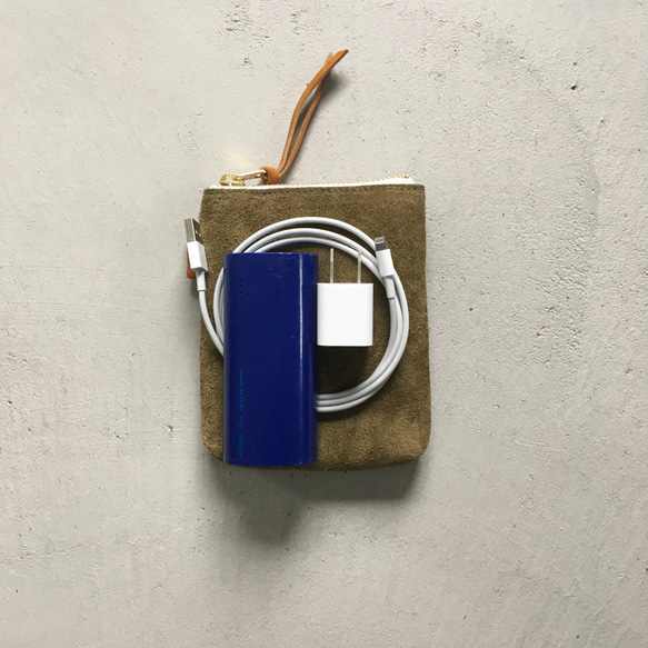 「2025 全色補貨」牛皮絲絨油鞣多功能收納袋 - 小號 [9 種顏色可選] 第5張的照片