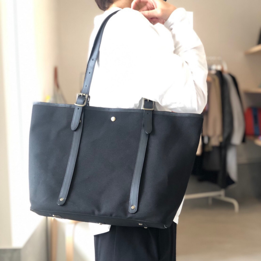 2way長さ調節 2枚貼り牛革ハンドルと6号帆布のトートバッグ【ブラック】