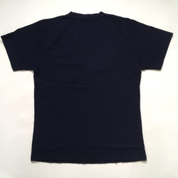 【送料無料】エイジングブルー　レザーパッチ付インディゴ天竺のVネックTシャツ[Mサイズ] 6枚目の画像