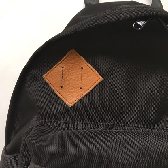 Cordura 和天然收縮皮革經典背包 [黑色] 第7張的照片