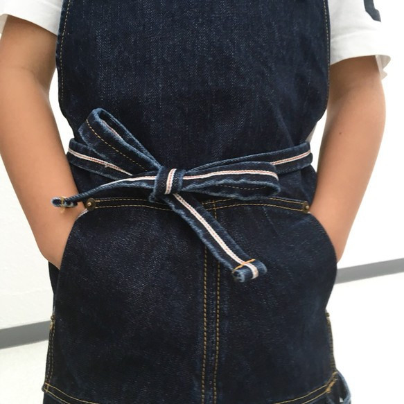 [兒童] Biowash 14.7oz 有梭織布機牛仔布和超厚油鞣圍裙 [靛藍] 第3張的照片