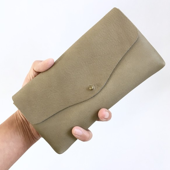“ New Year lucky bag 2020”顏色尺寸可選Trofil Tenjiku，皮革貼佈插肩袖裁縫和皮革長錢包 第8張的照片
