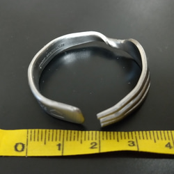 リメイク ステンレス フォーク 指輪 リング 3枚目の画像