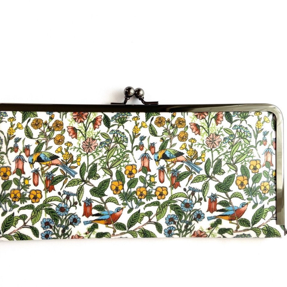 ＊ラミネート＊ がま口長財布 スリム ケイツビー ホワイト リバティプリント使用