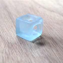 Ice cube [blue] * 置き飾り 3枚目の画像