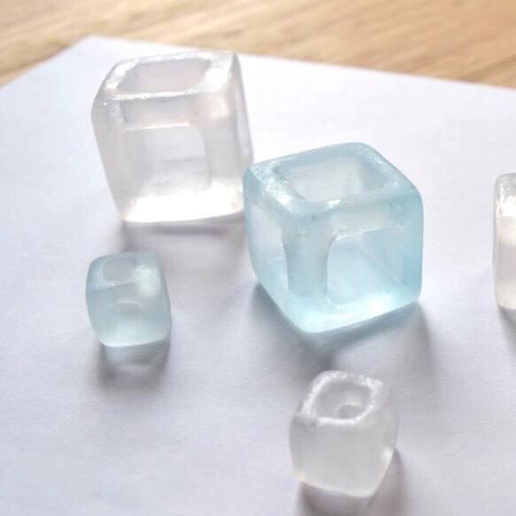 Ice cube [blue] * 置き飾り 5枚目の画像