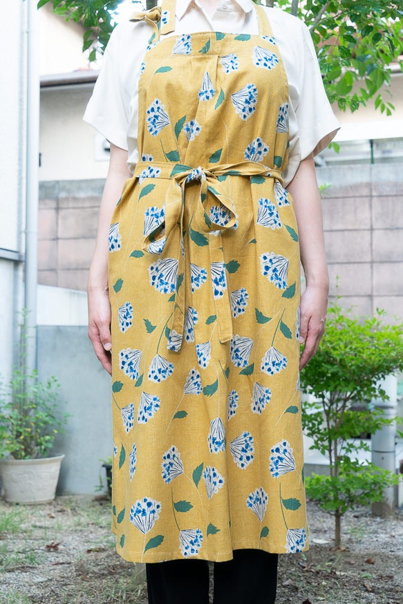 黄色の花柄エプロン-同じ柄のマスク付き-京都の縫製師手作り 7枚目の画像