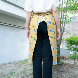 黄色の花柄エプロン-同じ柄のマスク付き-京都の縫製師手作り 9枚目の画像