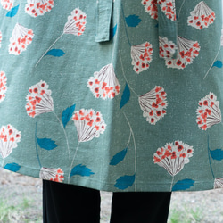 シックなグリーンの花柄エプロン-京都の縫製師手作り 3枚目の画像