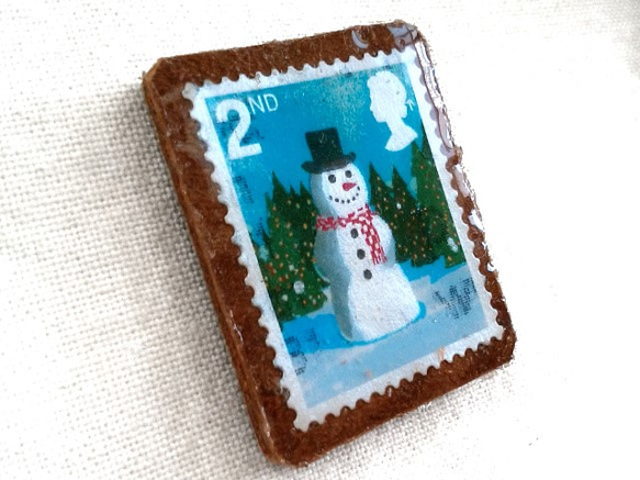 クリスマス切手ブローチ＊シルクハットを被った雪だるま＊イギリス 3枚目の画像