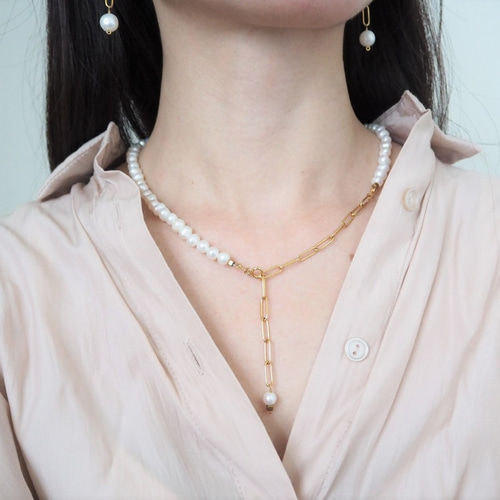 4連 淡水パール ネックレス 美品 ゴールド色 ゆうパケット】ステンレス製 ネックレス 金属アレルギー つけっぱなし