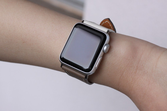 高級革使用Apple Watch可愛いレザーベルト　レザーベルト　腕時計ベルト D29 高級金具付け 2枚目の画像