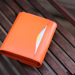 【永久無料保証】全て手縫い 柔らかいカーフレザー　ミニウォレット　ミニ財布　コンパクト　可愛いオレンジ 4枚目の画像