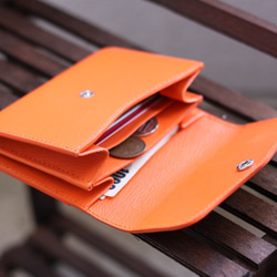 【永久無料保証】全て手縫い 柔らかいカーフレザー　ミニウォレット　ミニ財布　コンパクト　可愛いオレンジ 7枚目の画像
